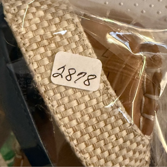 Time and Tru Blue White Espadrille Ankle‎ Strap Women’s Size 7 Memory Foam New - Picture 8 of 8